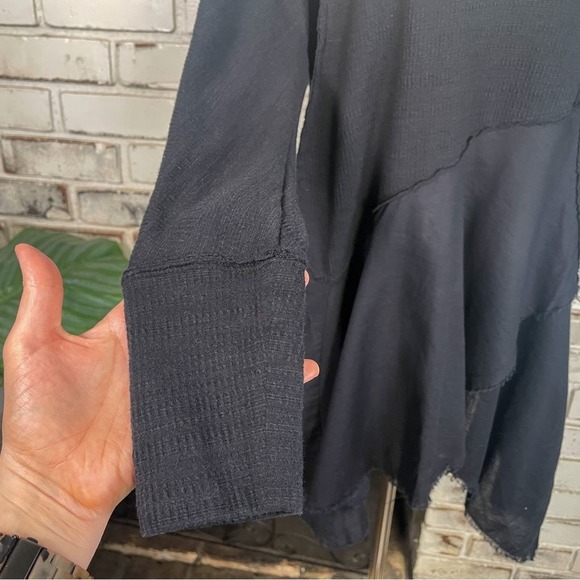 Free People We the Free Coming in Hot Black V-neck Long Sleeve Boho Tunic S - Picture 4 of 12